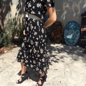 Vintage 90’s Laura Ashley floral dress